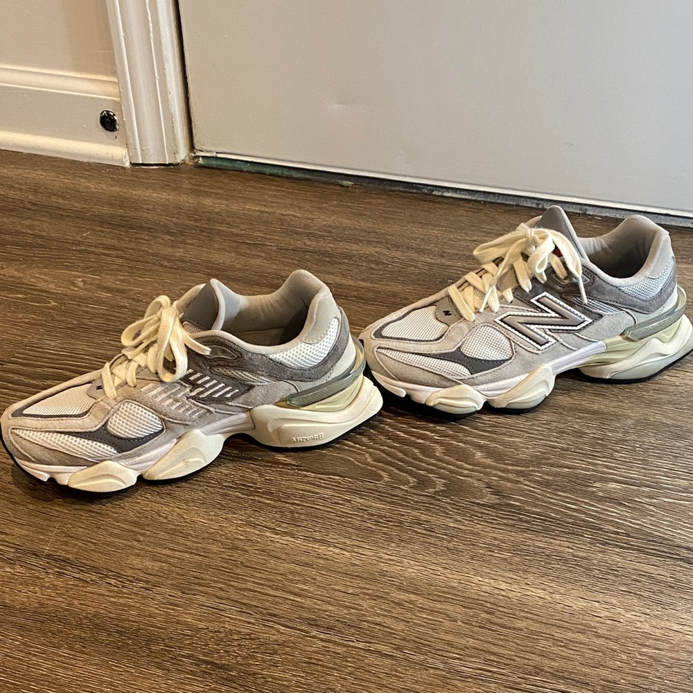 New Balance Gray & White Mesh Suede Sneakers 9060 - Picture 5 of 8
